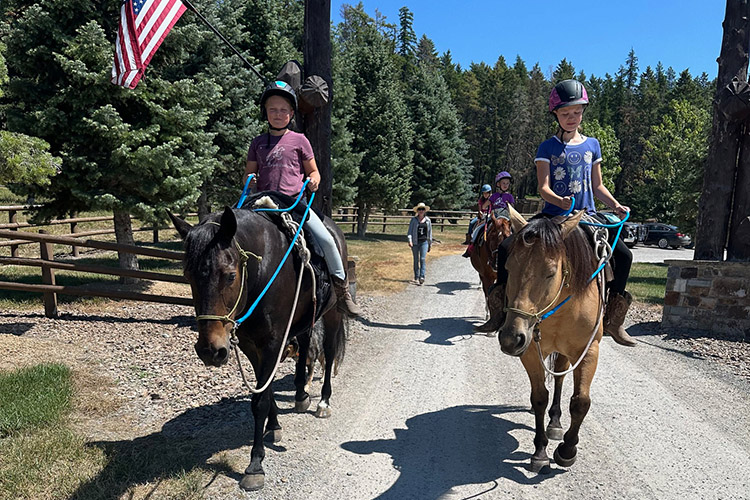 Two Bear Therapeutic Riding Center Summer Camp
